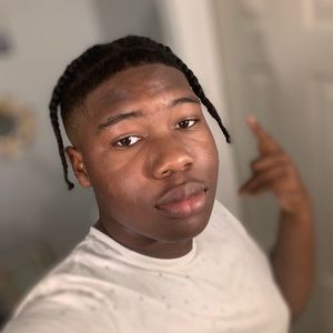 Meet your Posher, Mickell